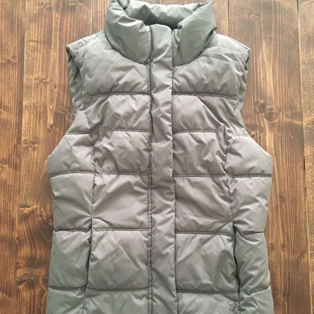 Gap Tan Puffer Vest